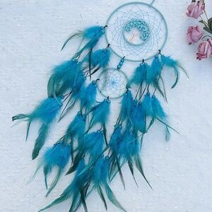 NIP! Beautiful Blue Double Dream Catcher with Turquoise Chip Wire Tree in Center